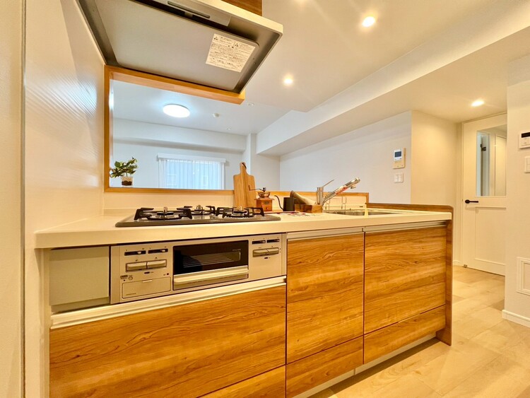 その他 使いやすくスタイリッシュなキッチン空間になっております。