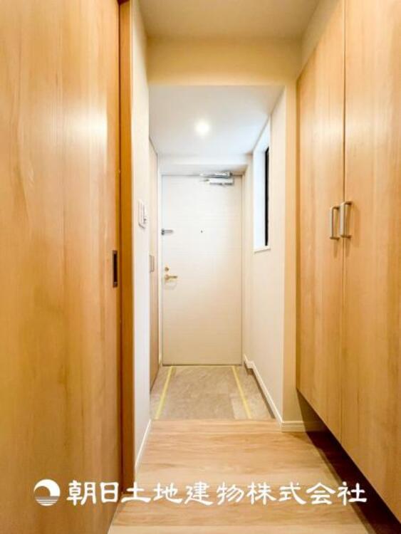 その他 【玄関】大切な家族、お客様をお迎えする玄関は住宅の入口。仕事が終わって疲れた日でも、あなたを受け入れてくれます。