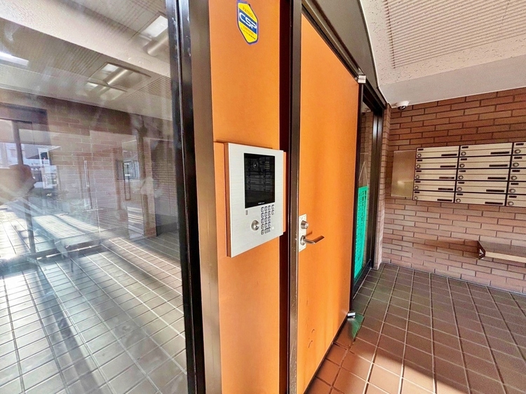 設備 オートロックがついていますので、セキュリティ面でも安心です。