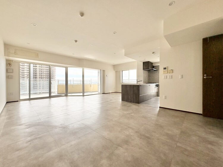 居間 過ごす時間が、たくさんの思い出として紡がれていく場所。