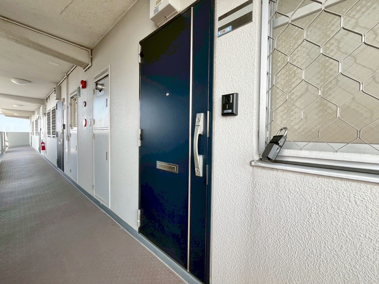 玄関 玄関を開ければ、そこは安らぎのご自宅。