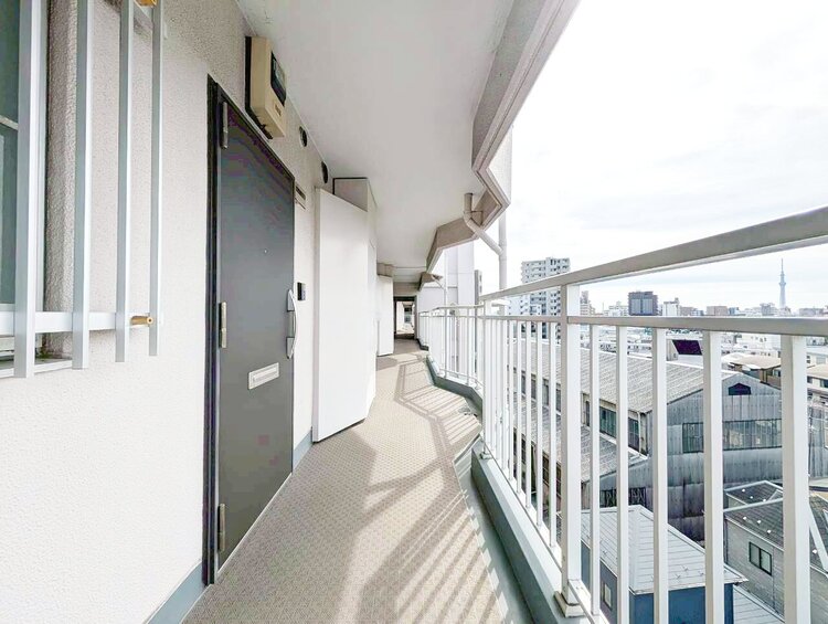 玄関 玄関を開ければ、そこは安らぎのご自宅。