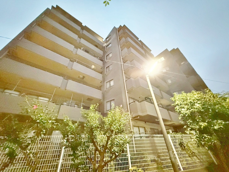 外観 現地に足をお運びいただいた際には、周辺散策などをお勧めいたします。