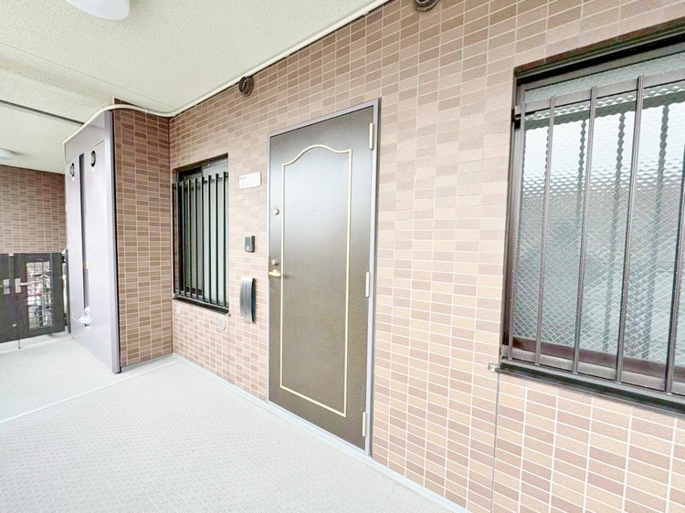 玄関 玄関を開ければ、そこは安らぎのご自宅。