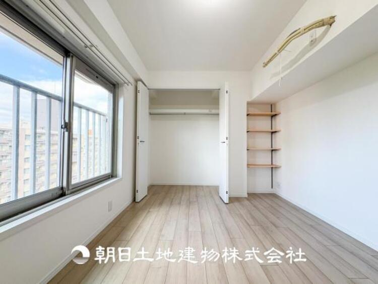 その他 【居室】趣味・感性で個性的に飾って頂けるようシンプルに仕上げてあります。