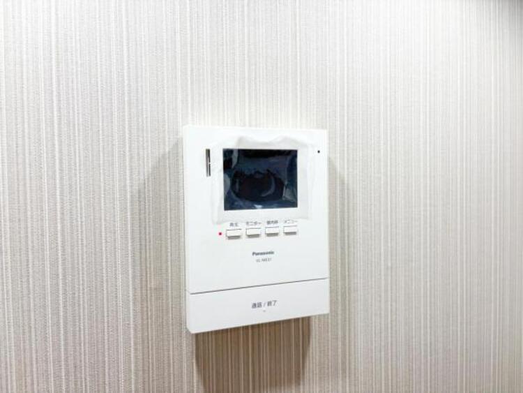 その他 【防犯設備】TVモニター付きインターホンは訪問者のお顔を確認出来安心な機能です！