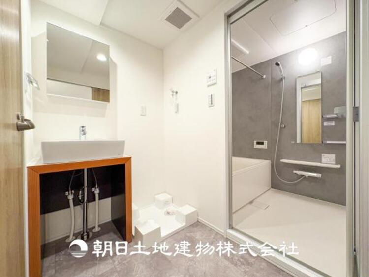 洗面 【洗面化粧台】慌ただしい1日が始まり、充実した1日の終わりを締めくくる洗面所。