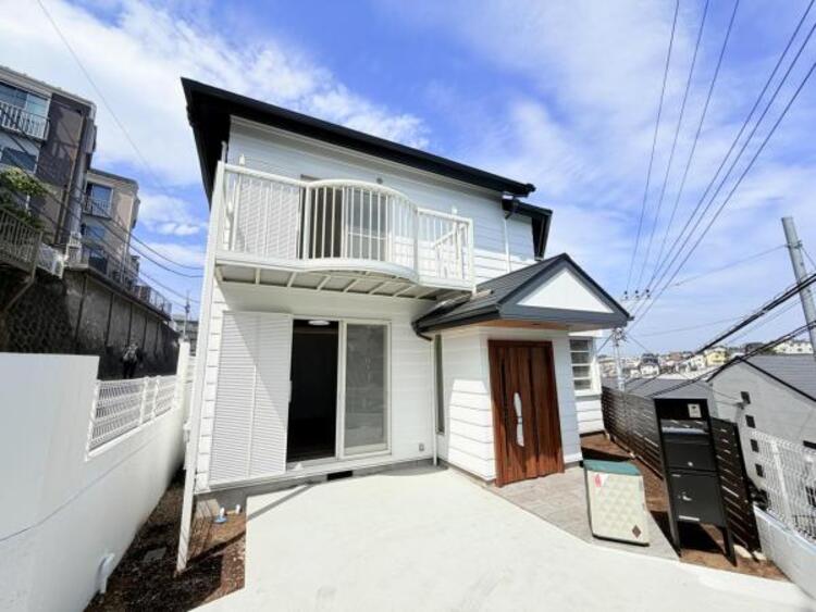 外観 ●〇物件の陽当りや通風・仕様設備やお部屋の大きさの比較、近隣・周辺環境や街並みなど、資料には掲載していない情報が現地にはたくさんあります。資料だけで不動産を購入できるという方はいません。ぜひ現地へ〇●