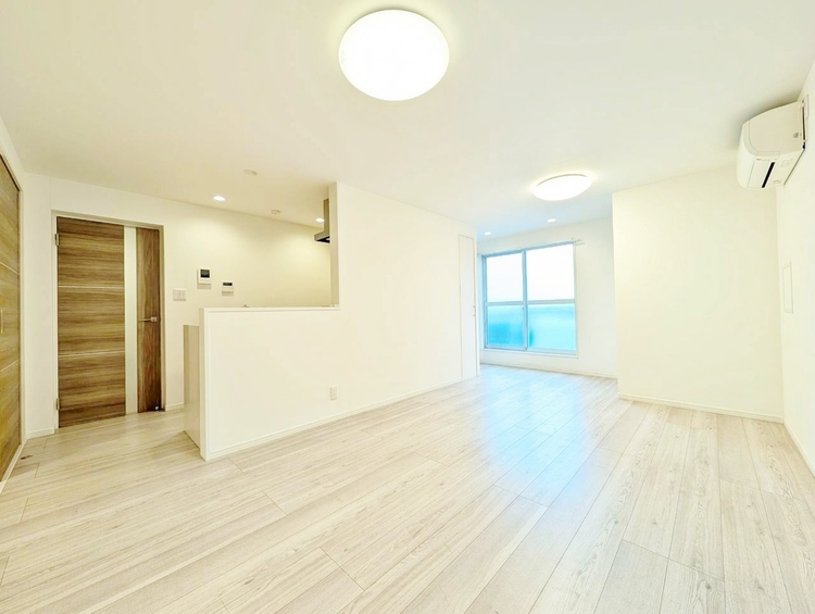 居間 豊かな居住性と、安心感を満たすクオリティが見事に調和した住空間。