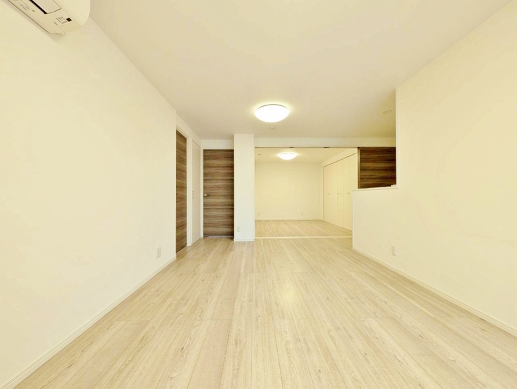 居間 「空間が織り成すひとつ先の住み心地」を演出します。