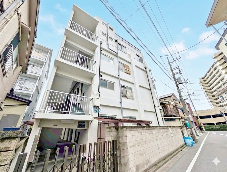 外観 資料には掲載していない情報が、現地にはたくさんあります。是非一度、現地をご確認ください。