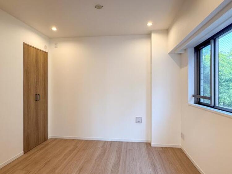 内装 リビングとつながるお部屋です。