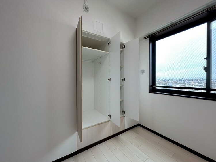 その他 家電やスーツケース、ストック品など何でも片付く嬉しい空間です。