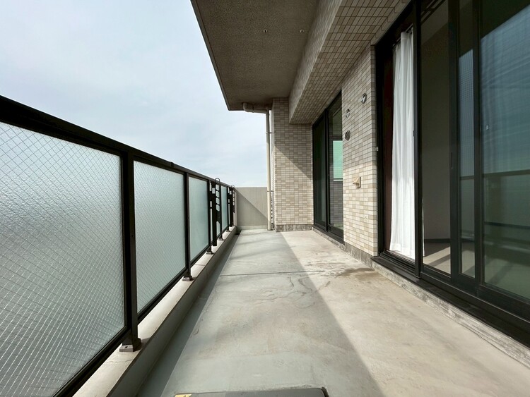 その他 朝の澄んだ空気や、夕方に吹く清々しい風を感じられるバルコニー。