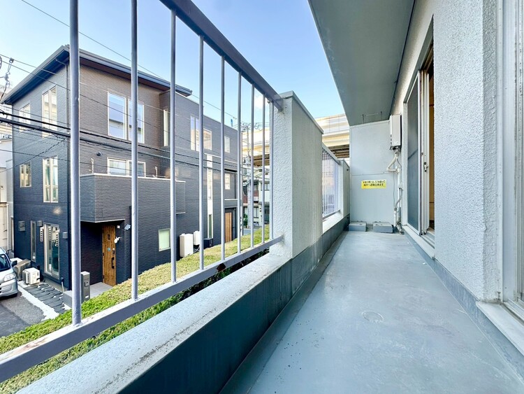 その他 朝の澄んだ空気や、夕方に吹く清々しい風を感じられるバルコニー。