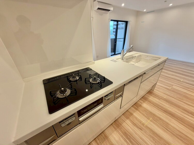 その他 開放感のあるキッチンスペース。調理をしながら、会話も弾みそうですね。