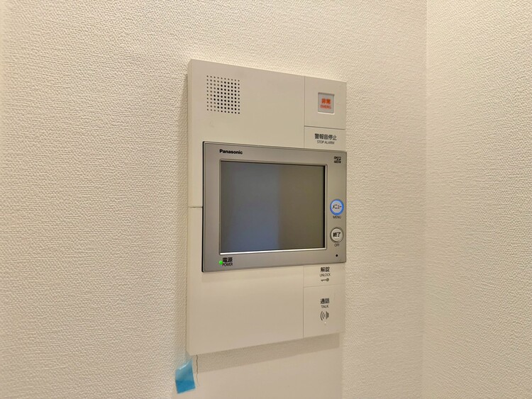 その他 誰が来てもわかる様にモニター付きインターホンを設置。