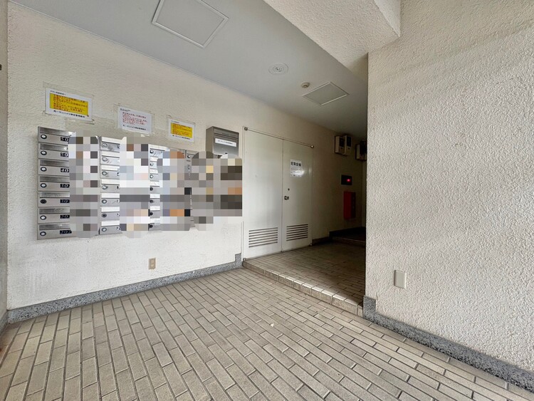 エントランス エントランスは、毎日の行き帰りで使う大事な空間です。