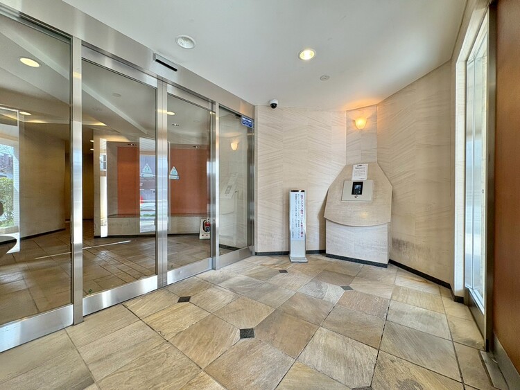 エントランス エントランスは、毎日の行き帰りで使う大事な空間です。