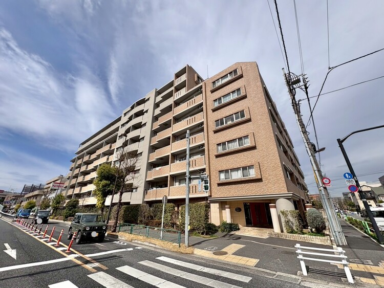 外観 ライフプランニングからローンまで、一貫してご説明させていただきます。お気軽にお問い合わせくださいませ。