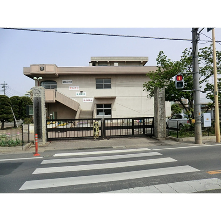 周辺 川越市立南古谷小学校(約250m)