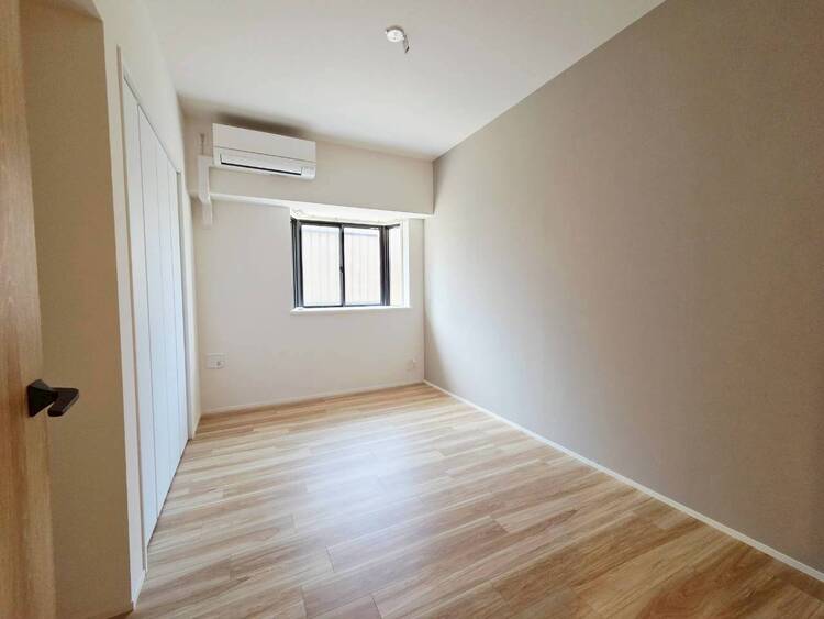 その他 清かで艶やかな時間をもたらしてくれる室内です。