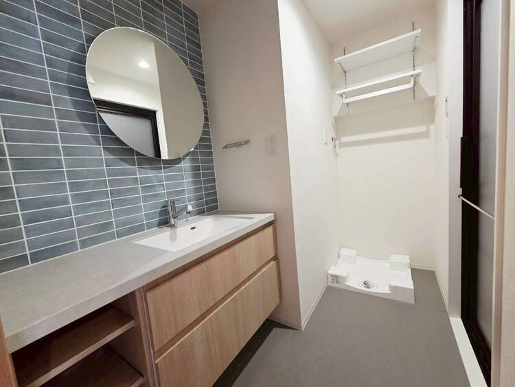 その他 十分な広さの脱衣所。