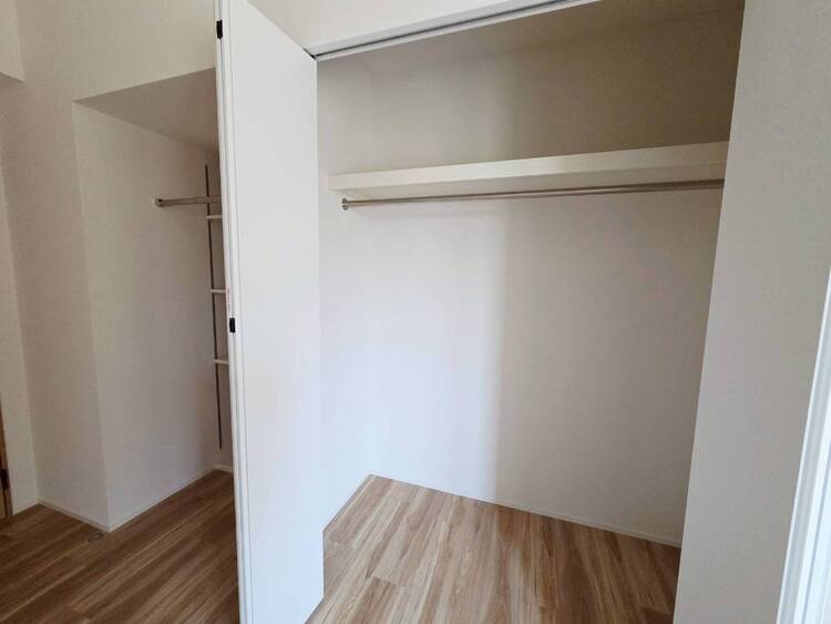 その他 収納スペースが付いていて、お部屋を広く使っていただけます。