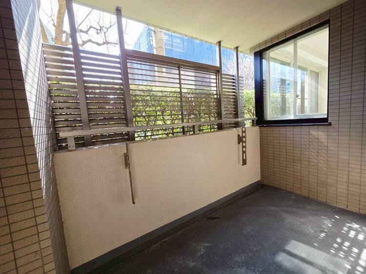 その他 朝の澄んだ空気や、夕方に吹く清々しい風を感じられるバルコニー。