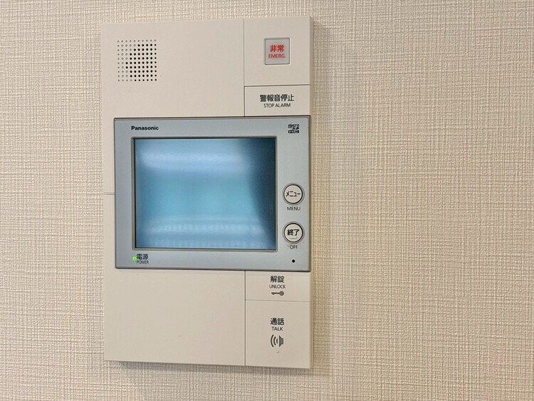 その他 誰が来てもわかる様にモニター付きインターホンを設置。