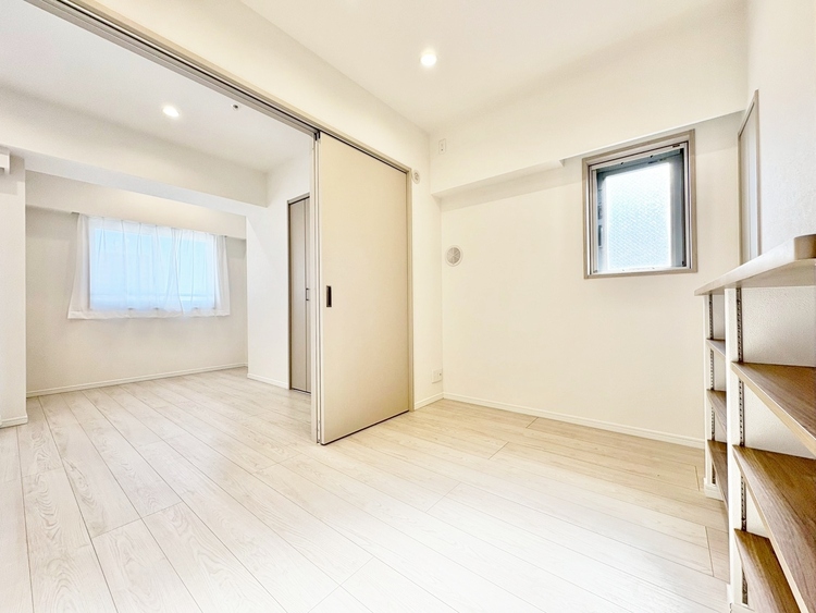 居間 過ごす時間が、たくさんの思い出として紡がれていく場所。