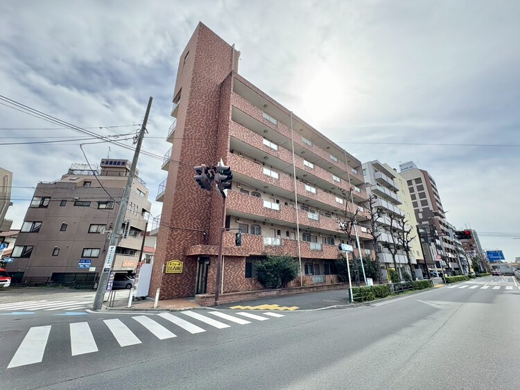 外観 現地に足をお運びいただいた際には、周辺散策などをお勧めいたします。