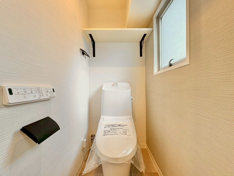 トイレ 暮らしの中のさりげないひとときの快適さにも、こだわりを、持って設備を配しております。