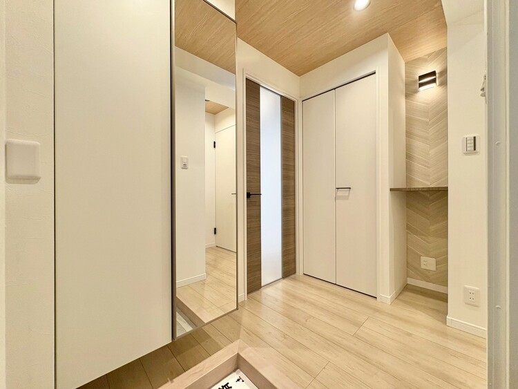 玄関 シューズボックスを完備した玄関です。