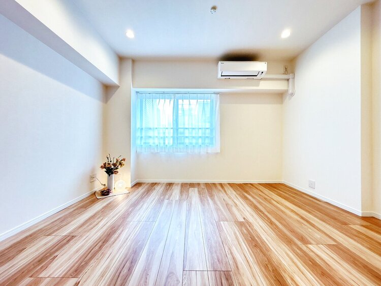 居間 快適に過ごす毎日を求めて、暮らしの中でご自身の「マイホーム」に創り上げてください。