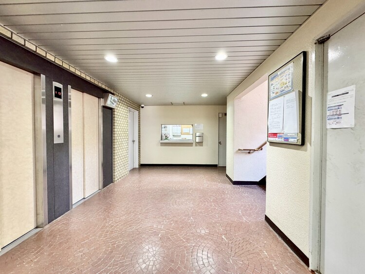 その他 館内は静寂な中が保たれており、管理が行き届いている印象を受けました。