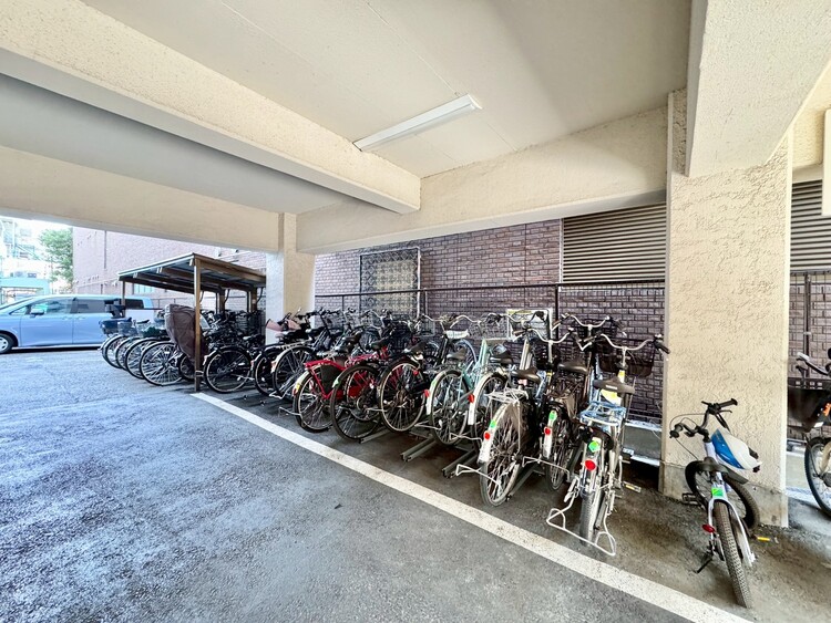 その他 駐輪場も綺麗に整頓されています。※空き状況は都度ご確認下さい。
