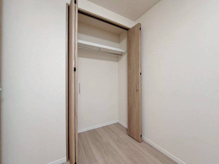 その他 家電やスーツケース、ストック品など何でも片付く嬉しい空間です。