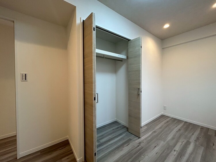 その他 収納スペースが付いていて、お部屋を広く使っていただけます。