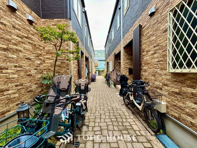 外観 ◆トイレ◆トイレも全て新品に交換されており、清々しく新生活を始めることができます。白基調の清潔感のある空間に生まれ変わりました。