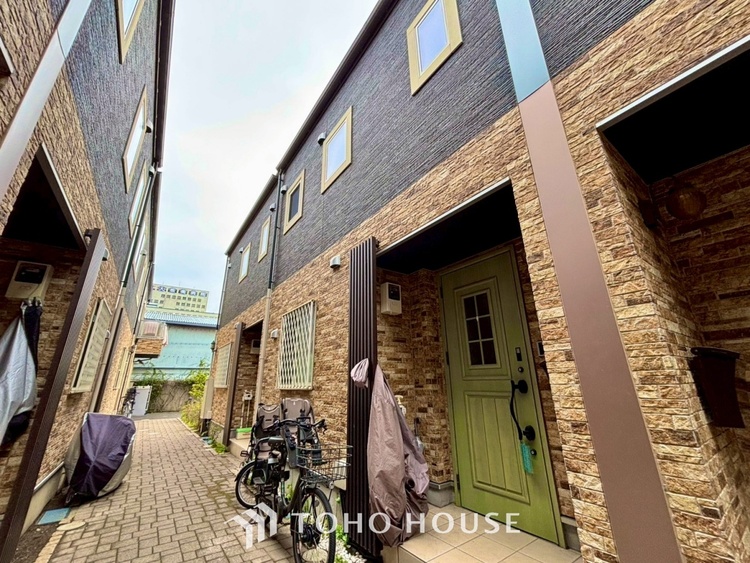 外観 ◆愛育◆キッチンは家族の絆を育む大切な空間。シンプルで使い易いSystemKitchenで愉しく作る料理は愛情のある美味しいご馳走に。