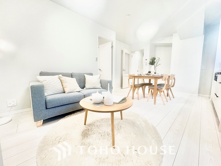 内装 【LIVING】◆Sunshine◆光が燦々と入り、いるだけで気持ちいい。「開放的でゆとりあるお部屋です。」