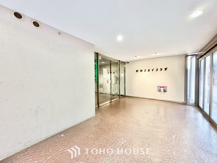 外観 ◆洗面◆清潔感のある水回り。白で統一されたスタイリッシュな空間。毎日使う場所だから究極にシンプルにこだわりました。