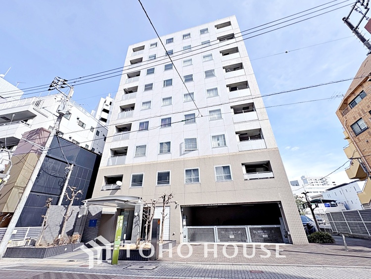 外観 漂う上質な空気感、マンションに入れば「おかえりなさい」と笑顔で迎えてくれるエントランス。最良の心配りを感じるマンションでした。