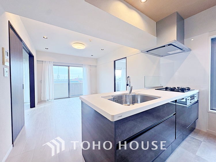 内装 お子様の面倒を見れる時間が増え時短になります。加えて手荒れも防げてしかも節水が高い為、大変人気があり重宝します。