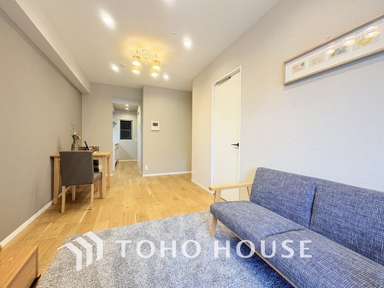 内装 柔らかな陽のそそぐ心地よいリビングダイニング