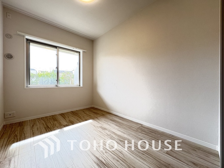 内装 1日の疲れを癒し、心地よく寛げるようゆったりとした広さをしています