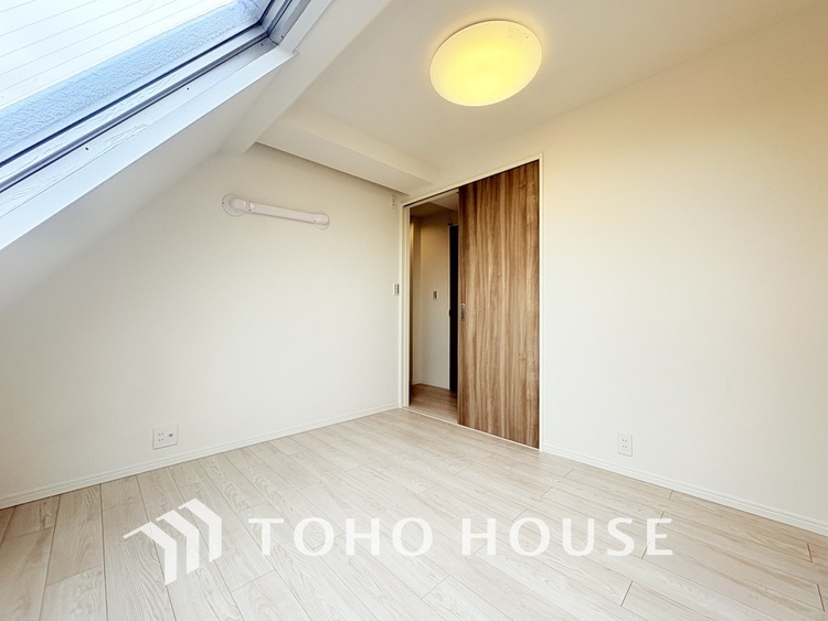 内装 1日の疲れを癒し、心地よく寛げるようゆったりとした広さをしています