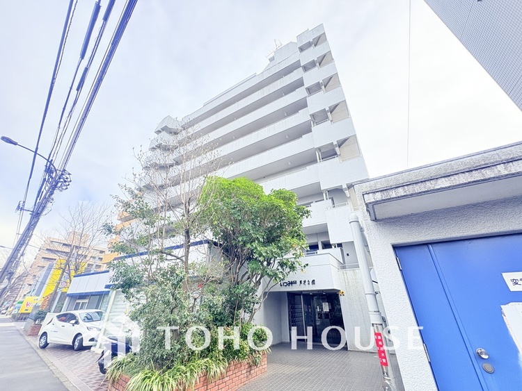 外観 〜8階角部屋のため陽当たり・眺望良好〜リフォーム済み2LDKマンション〜