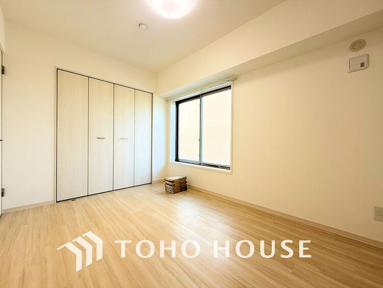 内装 1日の疲れを癒し、心地よく寛げるようゆったりとした広さをしています